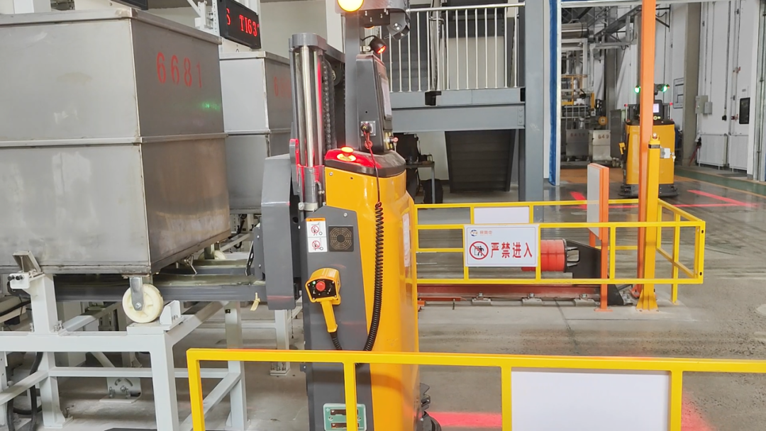 案例丨无缝对接立库，众仓多车协同助力企业效率提升MAX