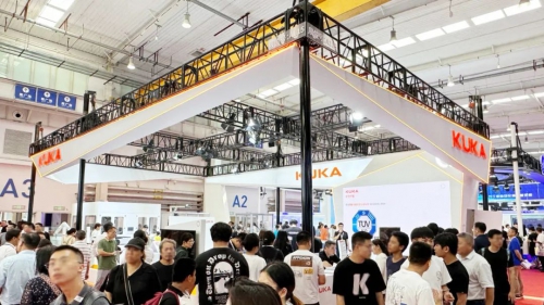 库卡亮相2024世界机器人大会，育质生产力智创新未来