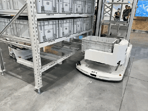 跨越海峡的首亮相！海柔为智慧仓储带来新方案