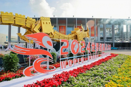 展会直击 | 思岚科技亮相世界机器人大会，思岚底盘助力具身智能