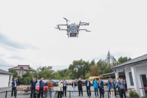 行李“打飞的” | 丰翼无人机助力上海首条无人机行李转运航线正式启航