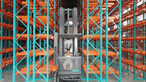 直播预告|爆仓？效率低？卓一人上行三向叉车，为您打破物流局限！