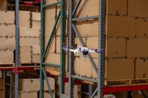 Verity联合 On 和 Maersk测试仓库AI无人机