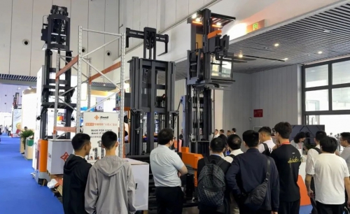 展会直击|成都工博会卓一展台首日盛况！现场咨询热度高涨！