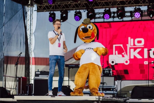 从零到全球标杆：凯傲Stříbro工厂的智能制造蜕变之路