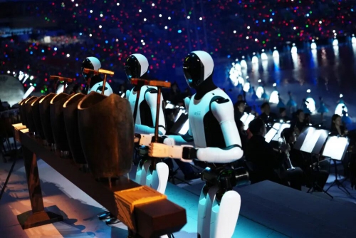 起猛了！Walker S2全运会开幕式奏响千年青铜句鑃