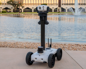 自主巡检监控机器人