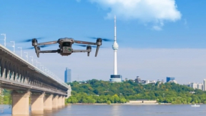 长江大保护十周年回望：无人机如何成为护江“空中力量”？