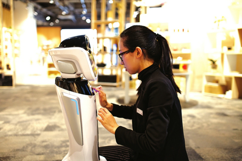 服务型机器人苏州自己造