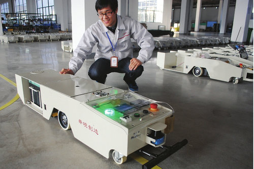 华晓精密造运输机器人走进世界名企 远销美日韩等地