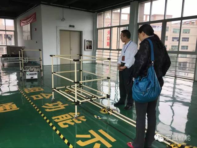 深圳市科创委领导莅临宏钺智能参观考察